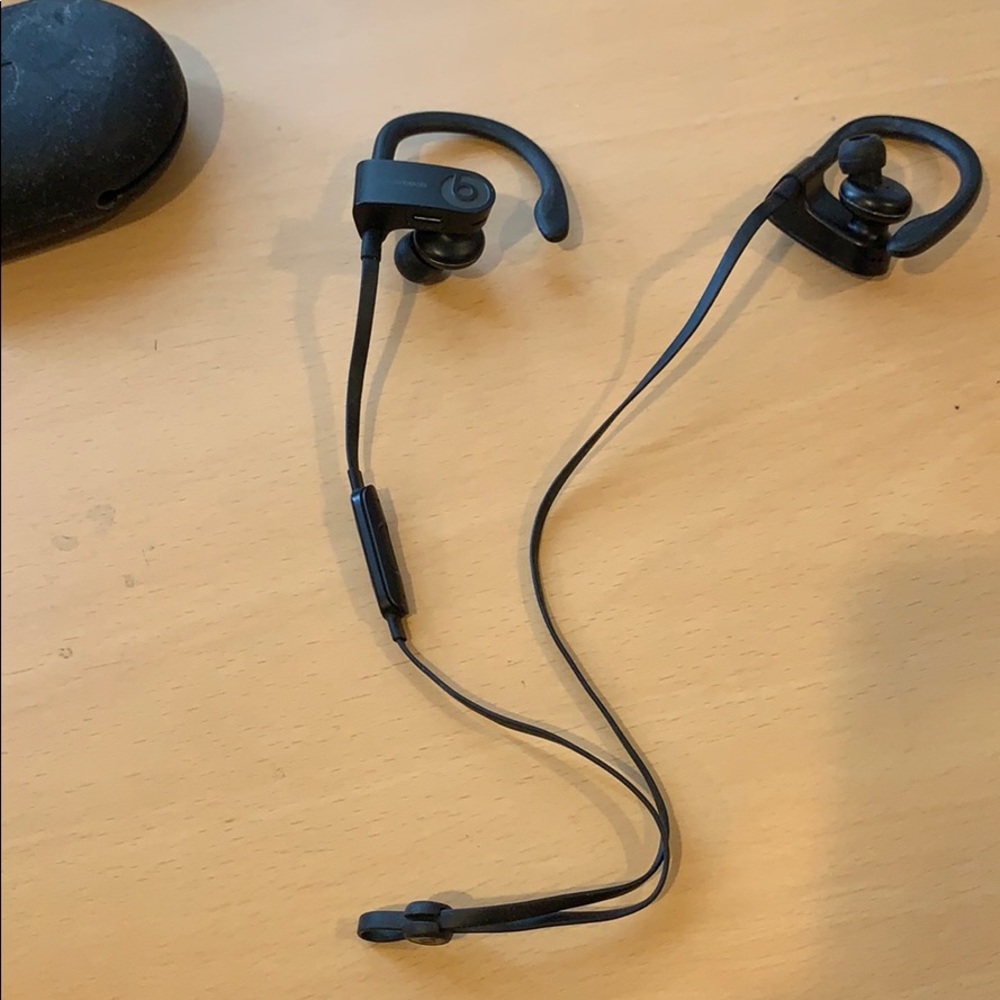 Beats Powerbeats 3 Headphones